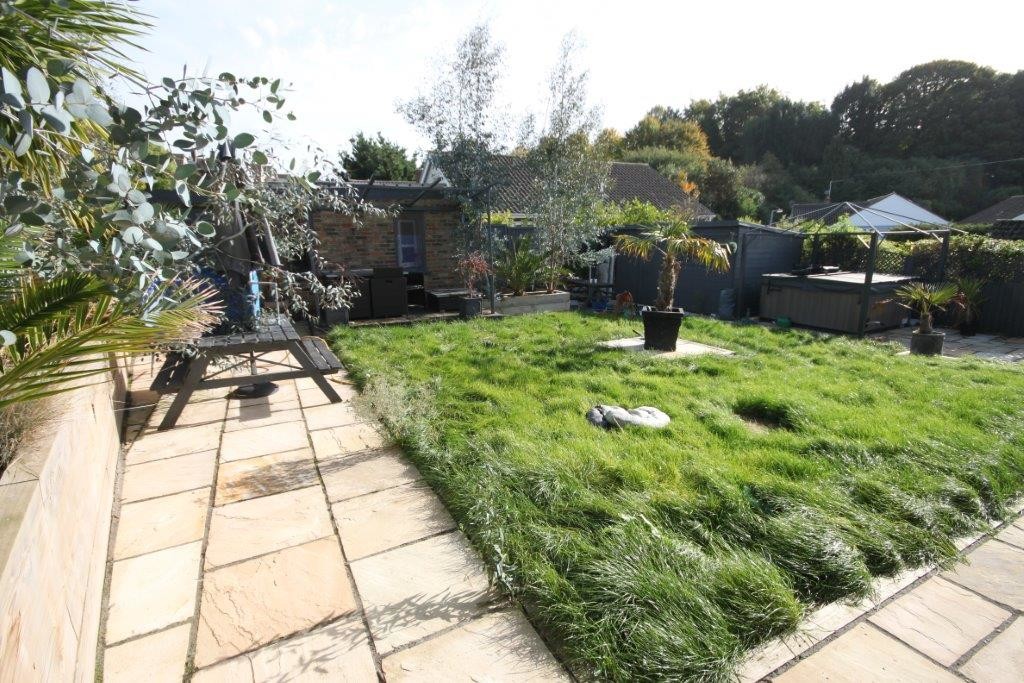 Elm Drive, Rayleigh Hair & Son