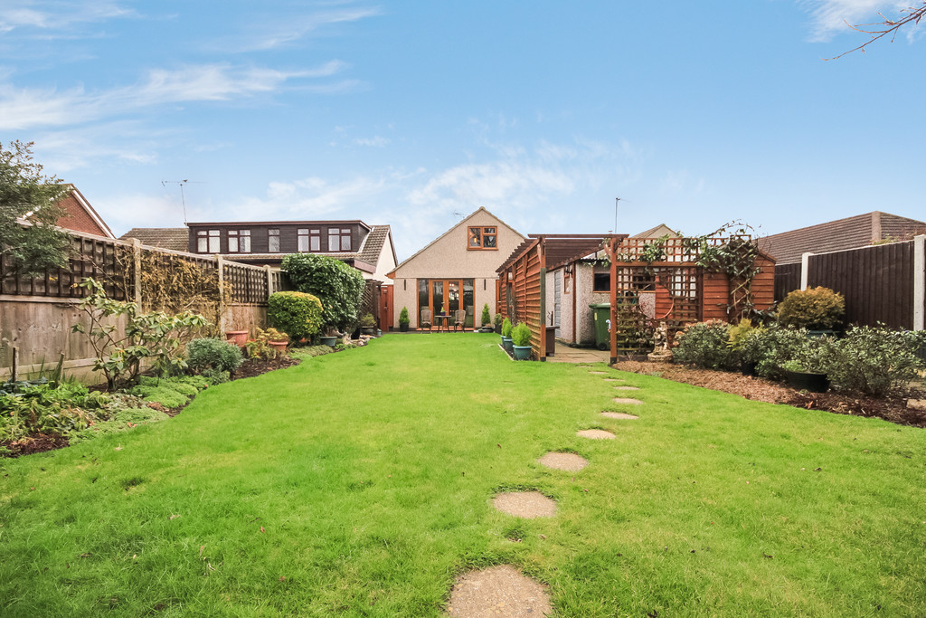 Grange Avenue, Wickford Hair & Son