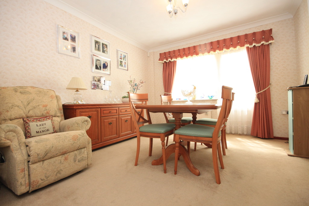 Grange Avenue, Wickford Hair & Son