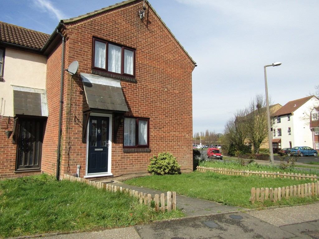 The Drakes, Shoeburyness, SOUTHENDONSEA, Essex Hair & Son